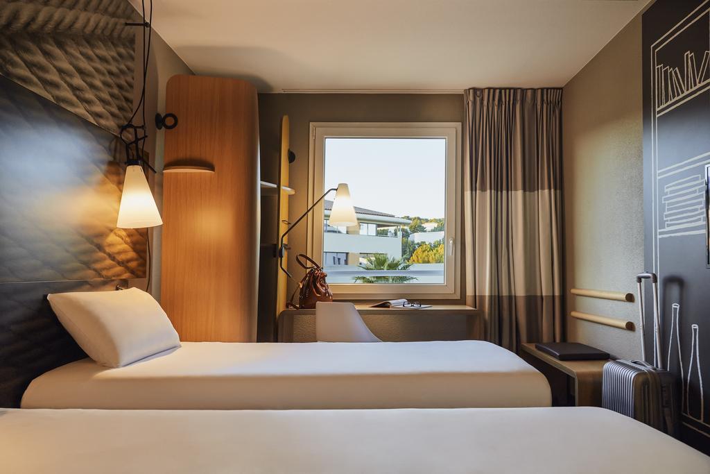 Ibis La Ciotat Hotel Exterior foto